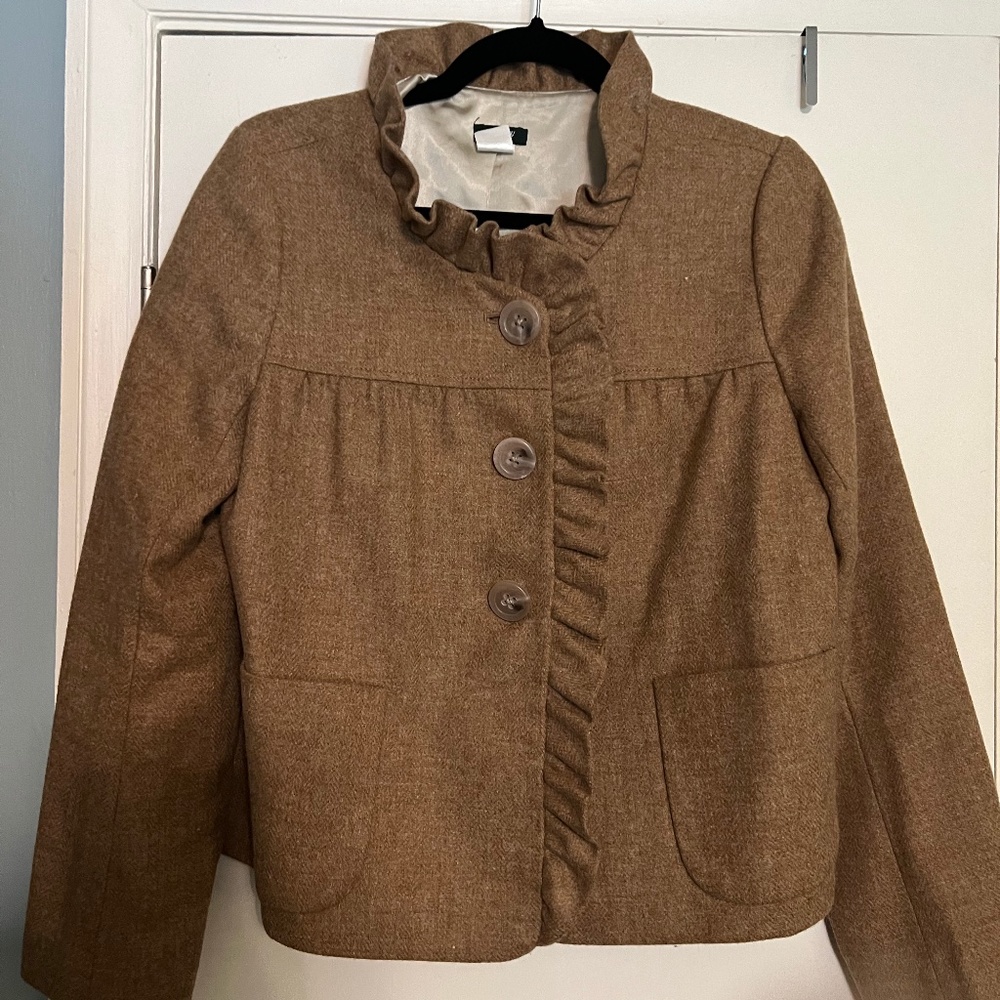 EUC J Crew Vintage ruffle  jacket size 8